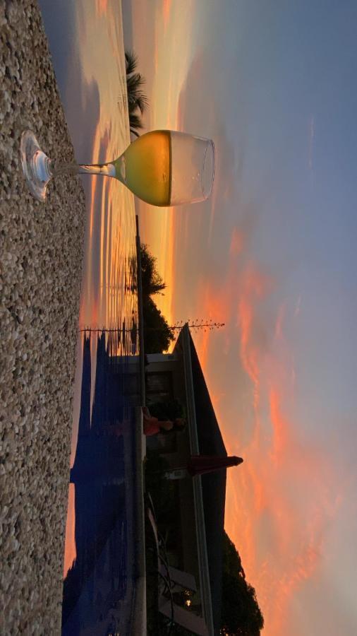 Villa Mountainview Guesthouse Dimiao ภายนอก รูปภาพ