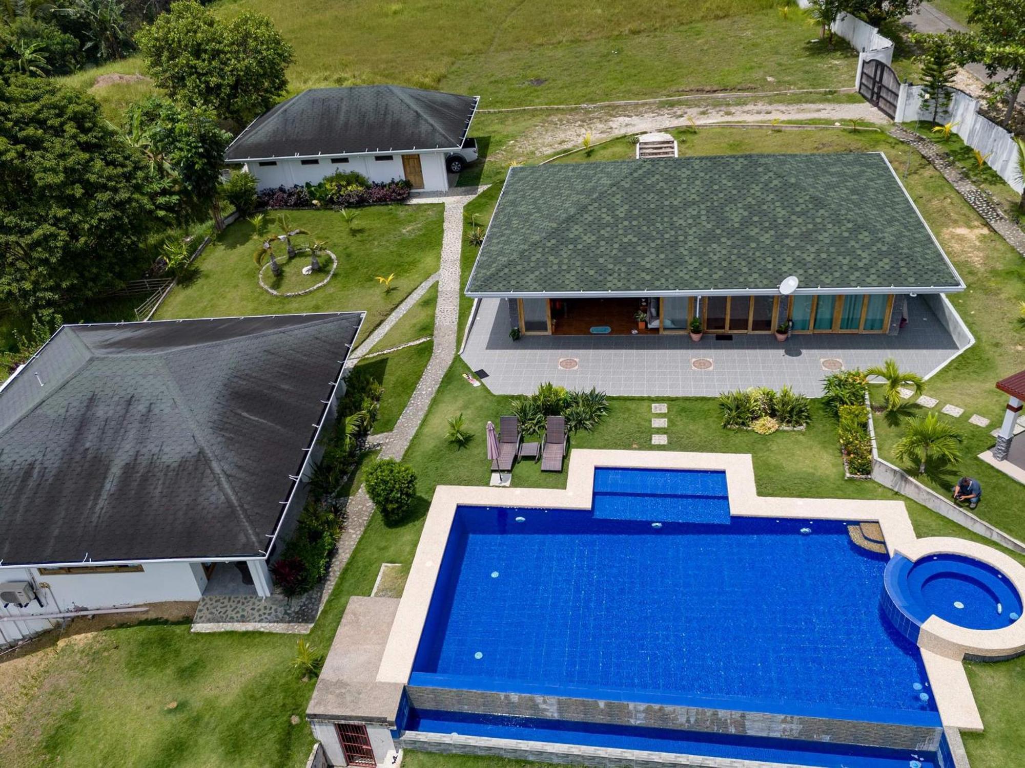 Villa Mountainview Guesthouse Dimiao ภายนอก รูปภาพ